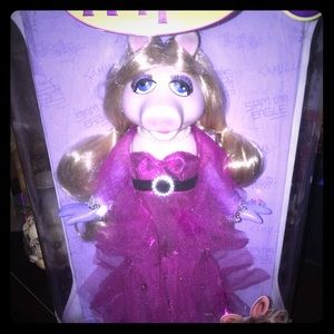 COPY - ♥️♥️Miss Piggy STILL IN THE BOX NWT♥️♥️